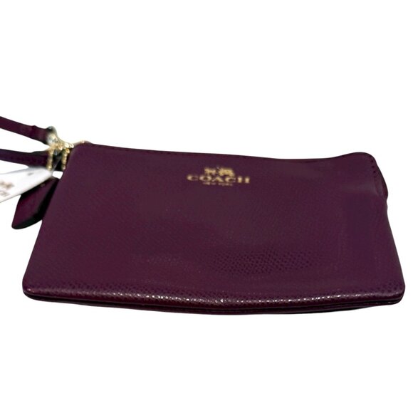 Coach Women's Plum Pebble Leather Wristlet Bag Gold Logo Strap NWT - Picture 3 of 7